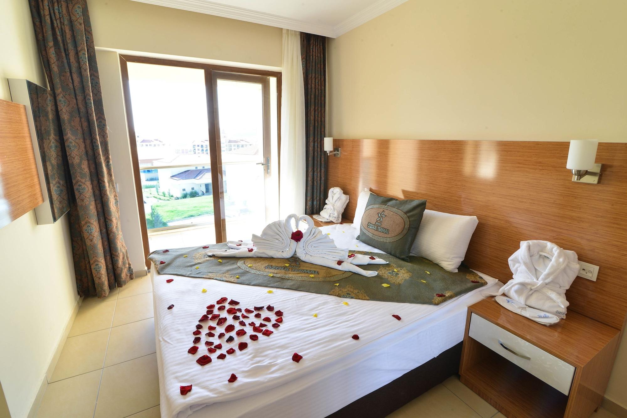 Grand Ozgul Thermal Holiday Village Gazligol Esterno foto
