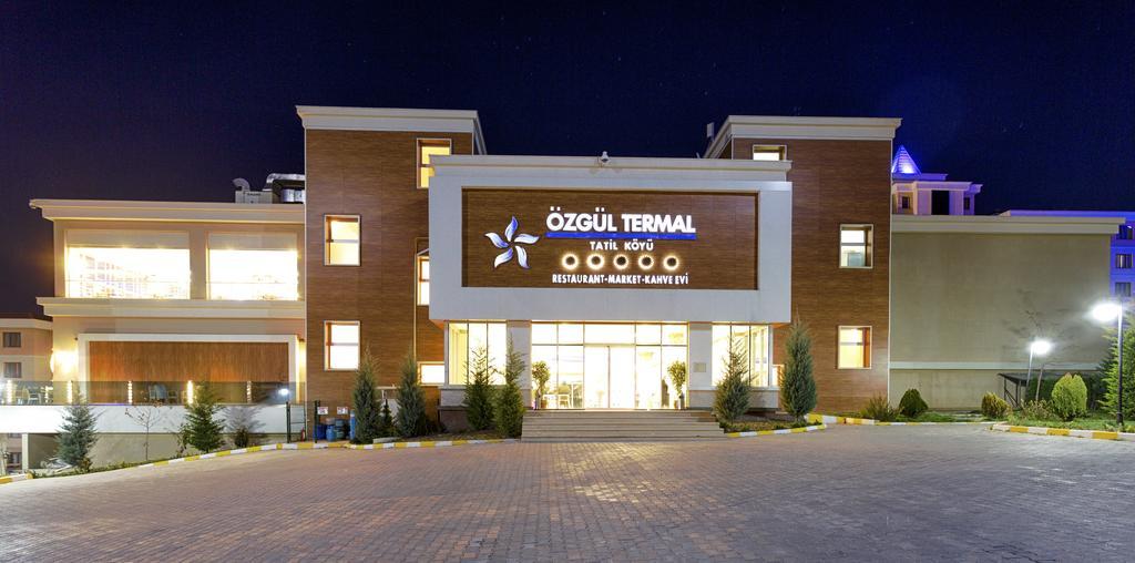 Grand Ozgul Thermal Holiday Village Gazligol Esterno foto